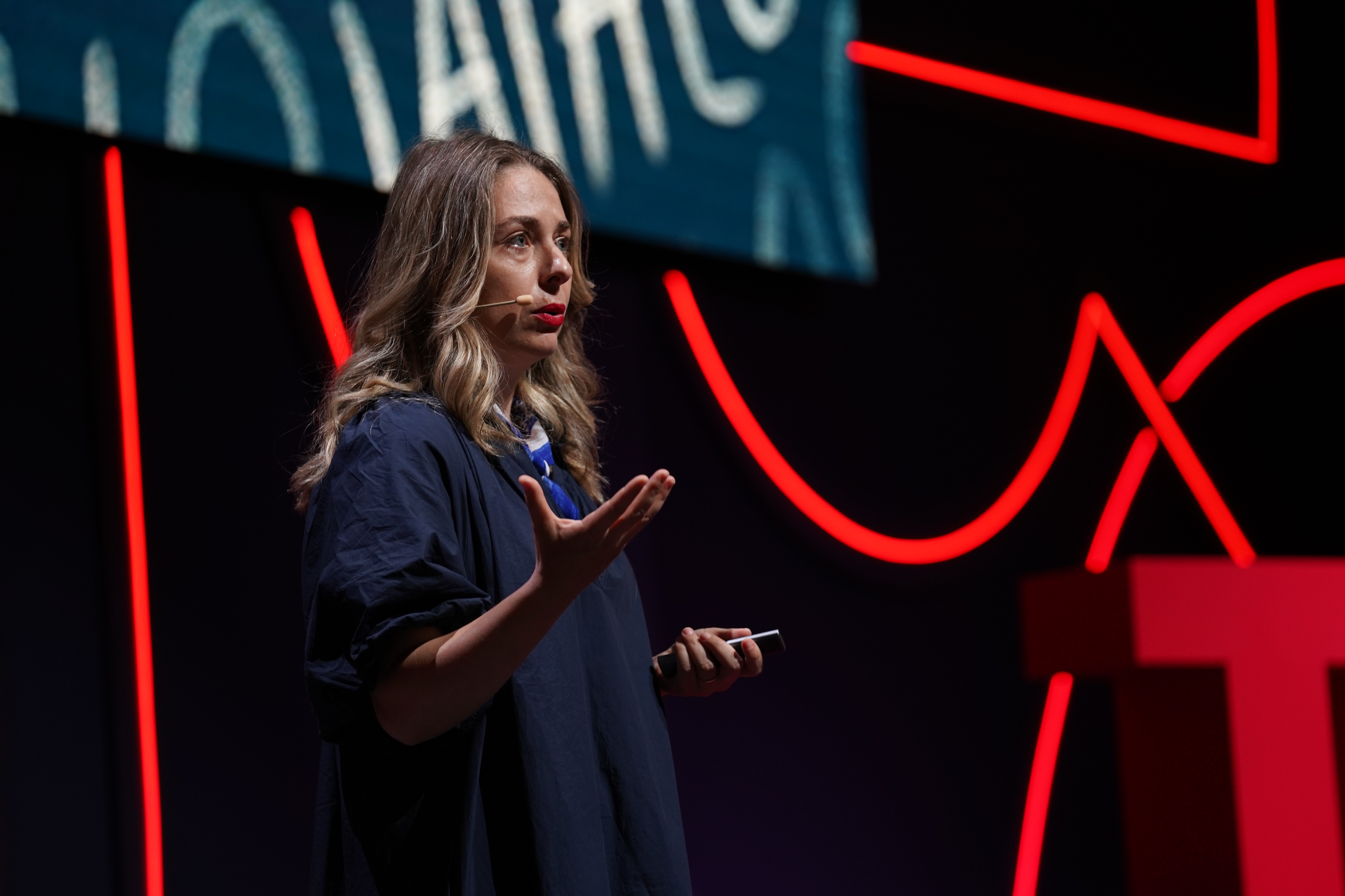 Deniz in conversation